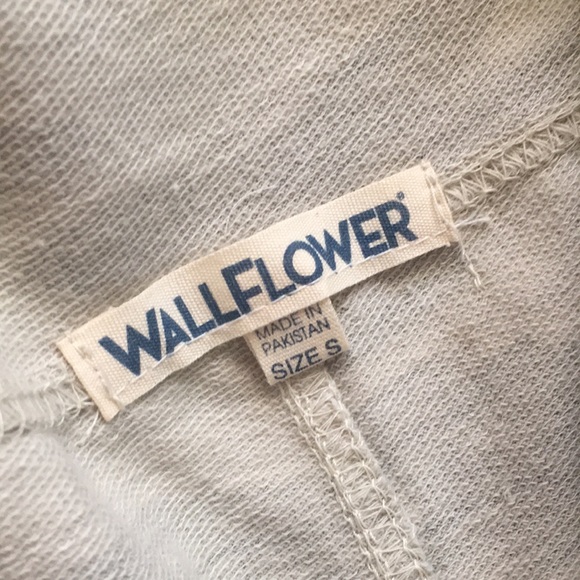 NWT wallflower camo bib overalls - Picture 9 of 12